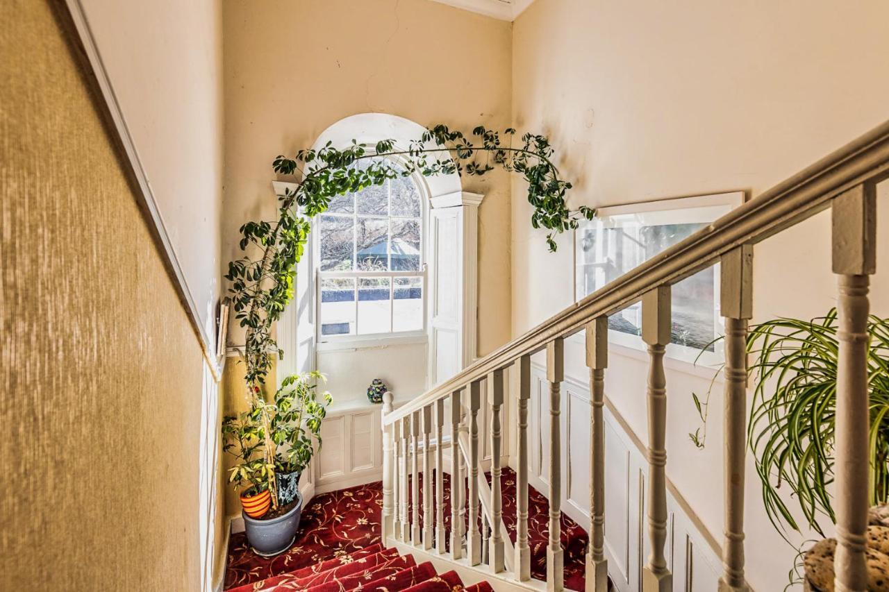 Granville House Apartments And Garden Suites Ballyferriter Bagian luar foto