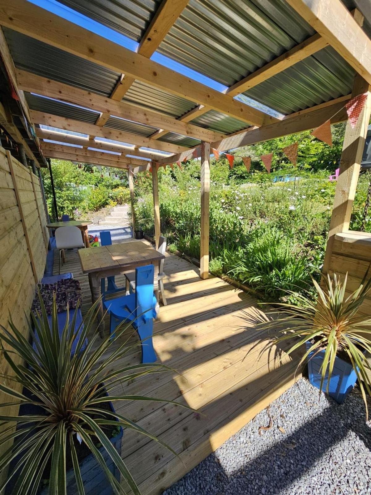 Granville House Apartments And Garden Suites Ballyferriter Bagian luar foto